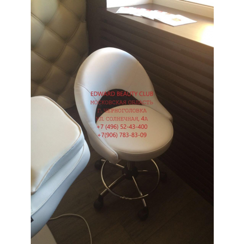 Стул мастера маникюра "Zenith"