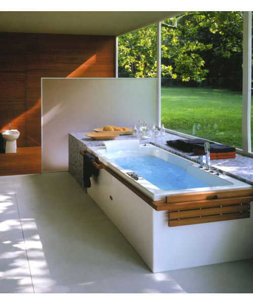 Гидромассажная ванна "Jacuzzi Thalis"